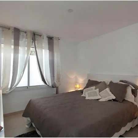 Ref 912 - Cannes Center - Apartment For Rent